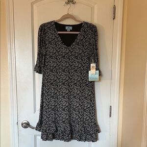 CeCe Black & White Floral V-Neck Ruffle Midi Dress